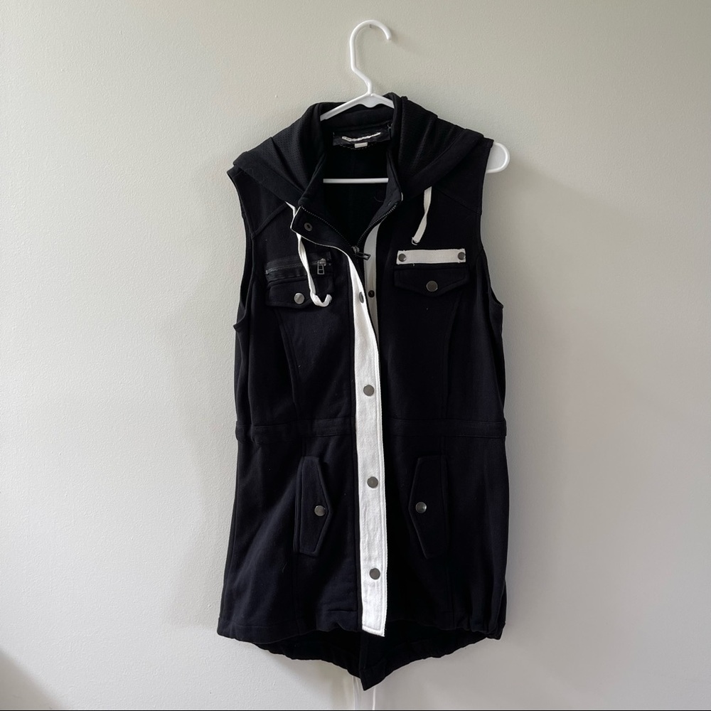 Peyton Jensen Black Hooded Utility Vest‎ Cotton French Terry White Trim Medium